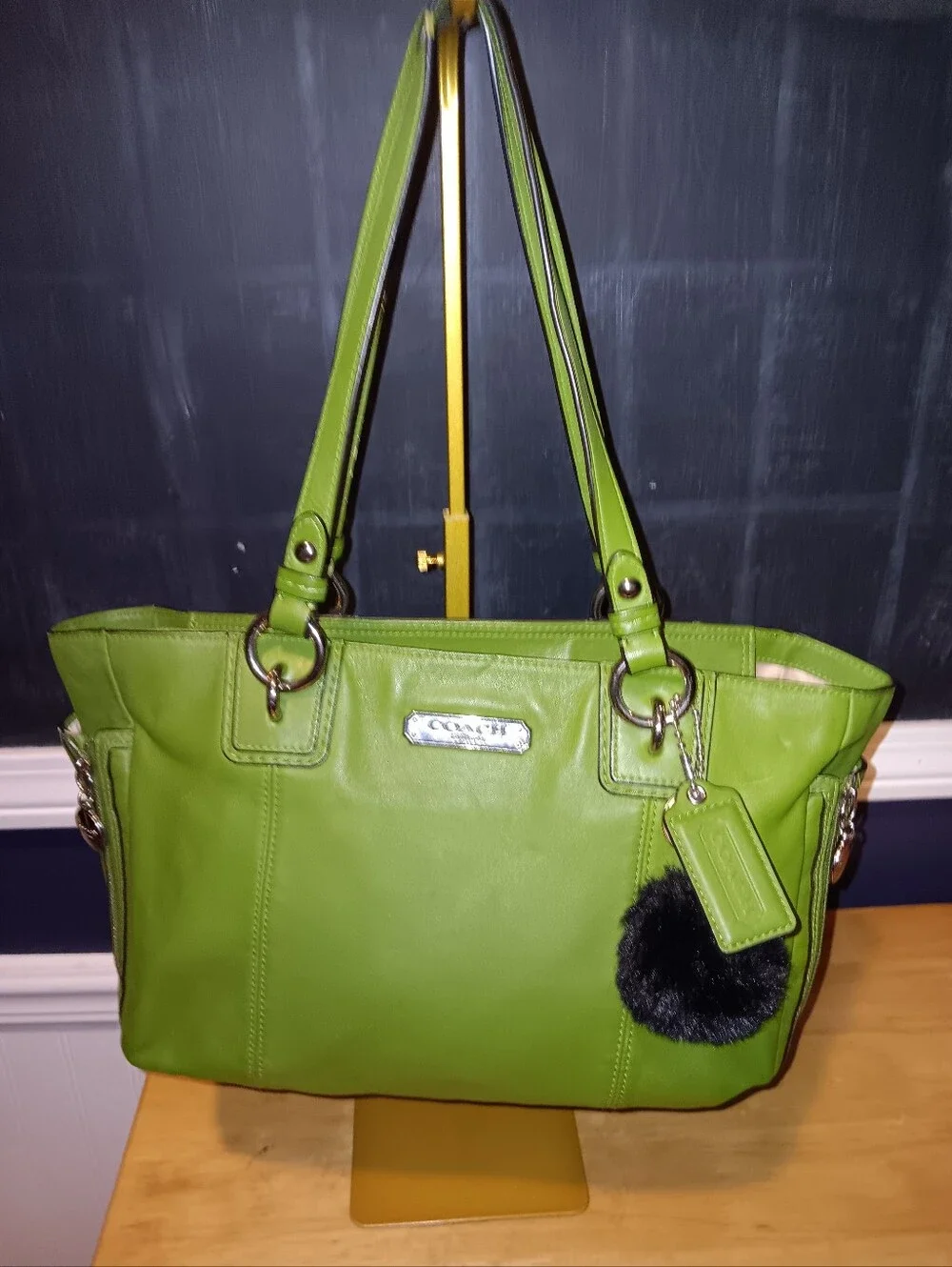 Coach Green Leather Gallery Zip Tote Bag